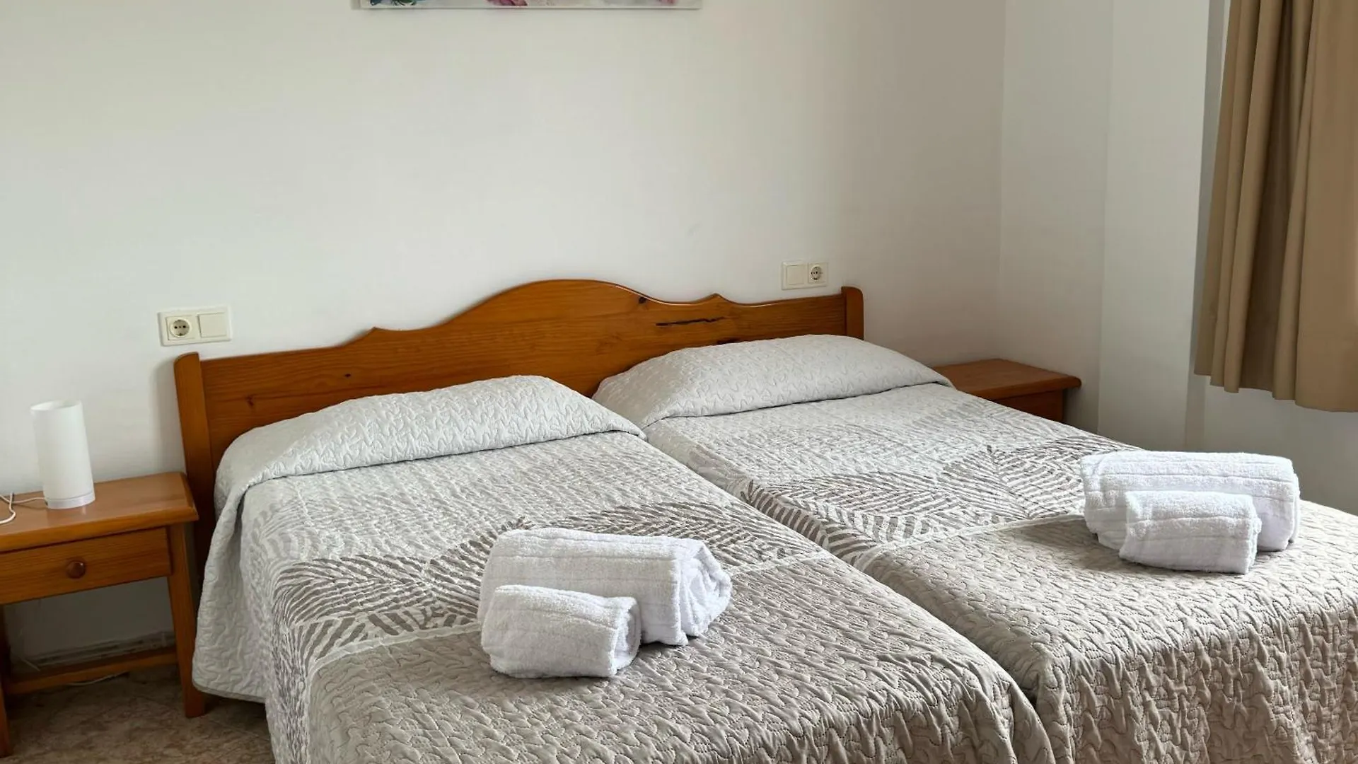 Kesito Family Apartments Lloret de Mar 0*,  Spain