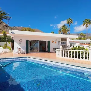  Villa Detached Villa, Private Pool Only 10 Minutes Cristianos Espagne